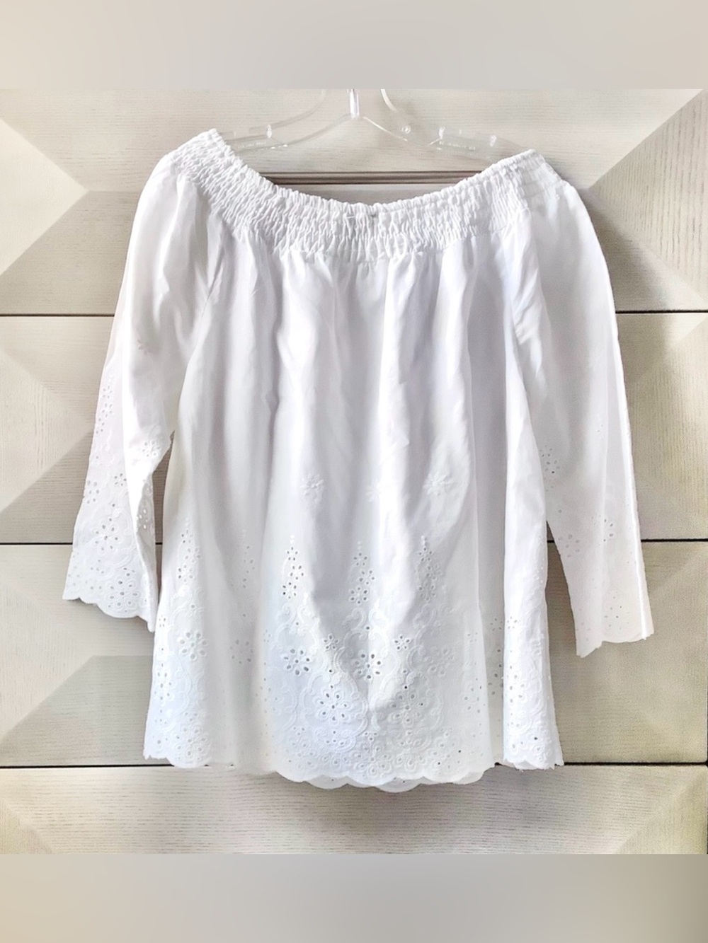 UNIQUE SPECTRUM  WHITE WOMEN'S BLOUSE -SIZE L